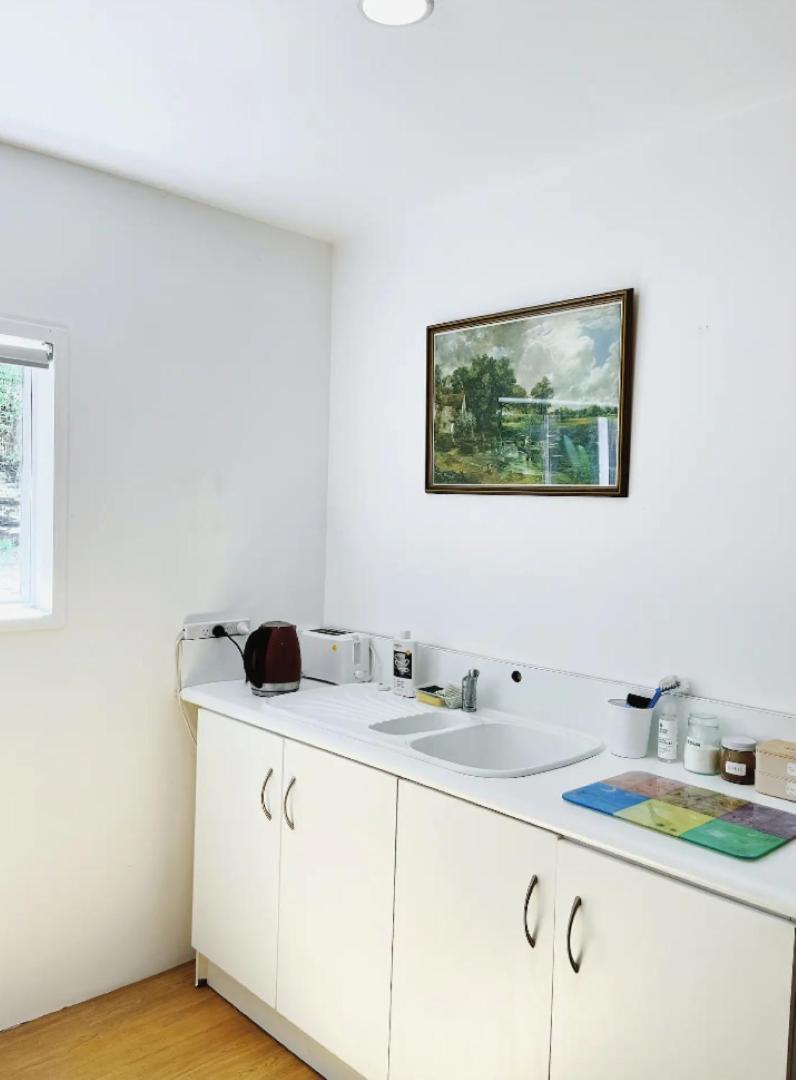Private Guest Suite Near The Airport 1-4 Guests Оукланд Екстериор снимка
